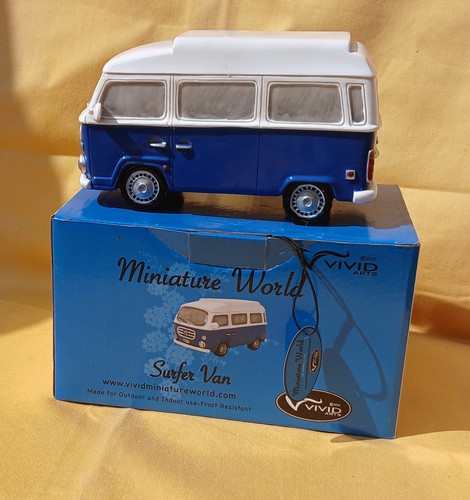 Miniature world surfer van - world-,